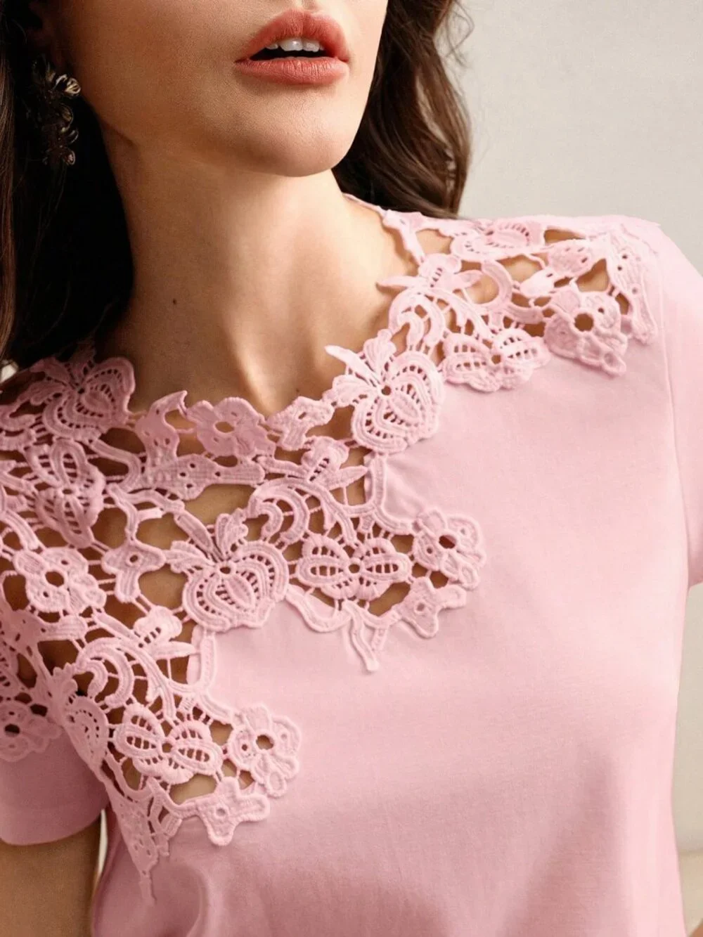 Pink Casual Women's Lace Embroidered Patchwork Hollow-Out Short Sleeve T-Shirt - Picture 6 of 8